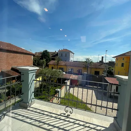 Apartment Airport Piano Superiore *